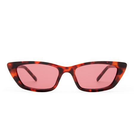 Titania - Red Tort