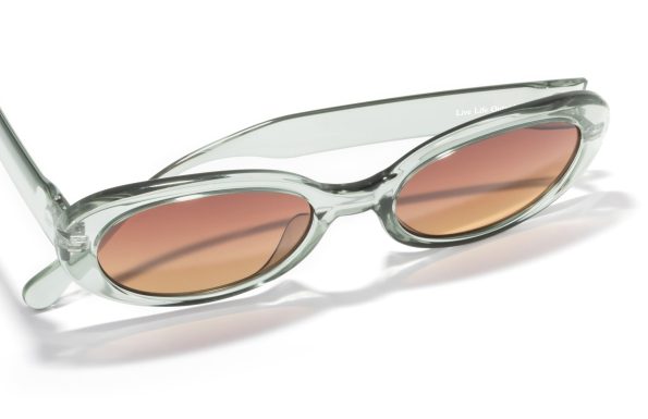 sunski_polarized_sunglasses_bianca_grass_terra_fade_2